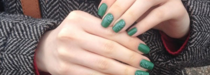 Лак для ногтей Maybelline New York Colorama #269 + стемпинг с плиткой Lesly LS-10