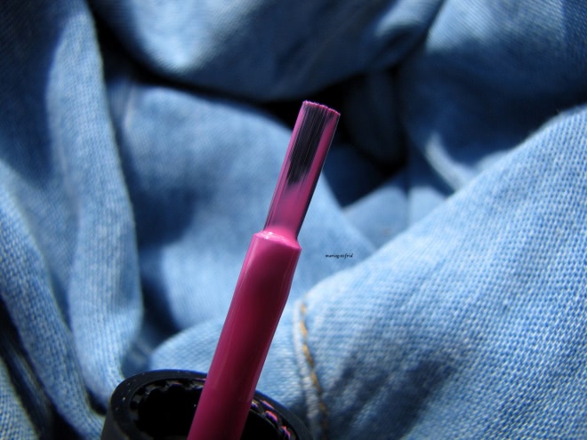 Faby Nail Laquer # LCF 035 Look How They Shine из коллекции лаков Future Faby