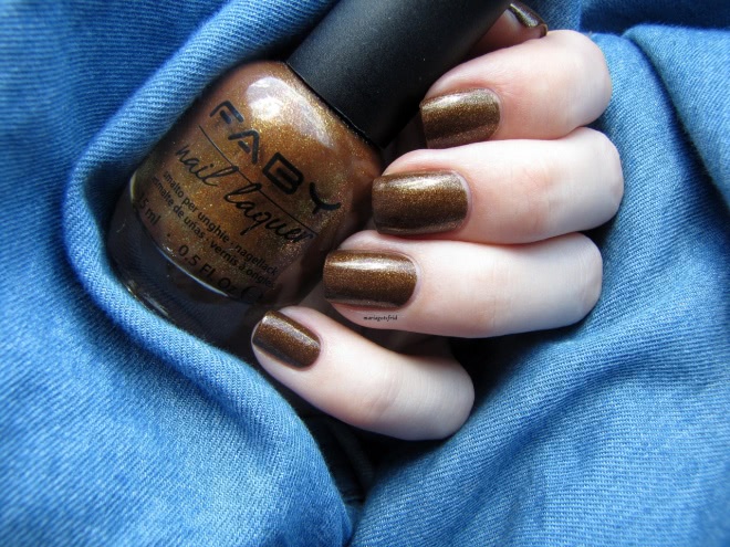 Faby Nail Laquer # LCF 035 Look How They Shine из коллекции лаков Future Faby