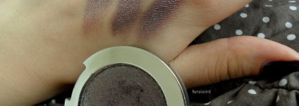 Тени для век Essence Metal Glam Eyeshadow #12 Are you Grey?