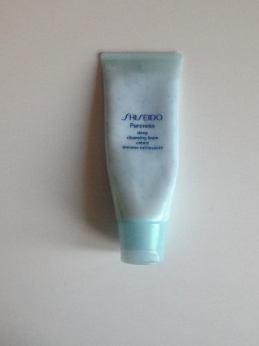 Этап 1.Очищаю кожу с помощью помощников от Shiseido, Clarins, Clinique