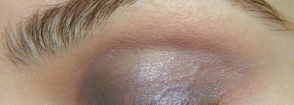 Дареному коню в зубы не смотрят? Calvin Klein Tempting Glimmer Sheer Creme EyeShadow №306 Gold Velvet