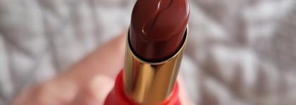 Ожидаешь фантик, а получаешь деликатес: Christian Louboutin, Rouge Stiletto Glossy Shine. Оттенок Bella Vino 418S