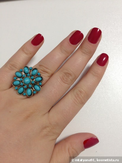 Спелая черешня - Essie Nail Polish forever yummy