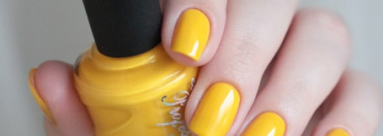 Весенний маникюр вместе с Konad professional Nail Polish P202 "Cats Lemon"