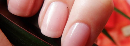 Нежная-нежная зефирка - лак El Corazon Active Bio Gel Color Gel Polish в оттенке 423/8