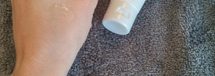 Умывание с щеточкой Clarisonic. Какие средства для умывания подойдут? Мои поиски среди Yonka, Сlarisonic, Clinique, Shiseido и Bliss