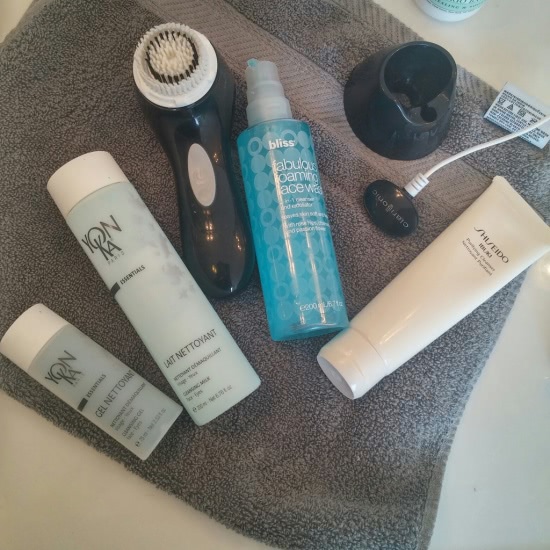 Умывание с щеточкой Clarisonic. Какие средства для умывания подойдут? Мои поиски среди Yonka, Сlarisonic, Clinique, Shiseido и Bliss