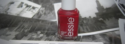 Директриса Head Mistress от Essie Nail Lacquer