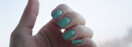 Нежная бирюза - лак Avon speed dry 30 Turquoise pop