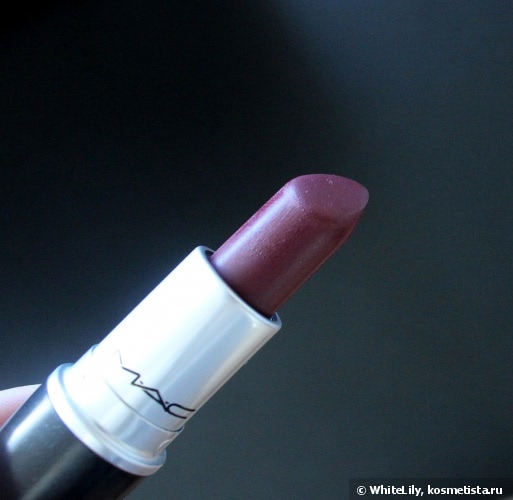 Помады винного оттенка в моей косметичке: MAC Dark Side (Amplified) и Clarins Rouge Eclat №07 Red Wine