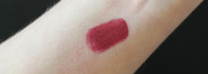 Помады винного оттенка в моей косметичке: MAC Dark Side (Amplified) и Clarins Rouge Eclat №07 Red Wine