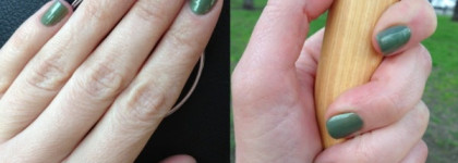 Yves Rocher Vernis Nail Polish 72. Grege nacre: Мой первый зеленый