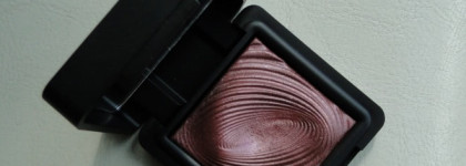 Kiko Water Eyeshadows: #203, #227
