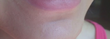 Он великолепен...Clarins Gloss Prodige 04 candy