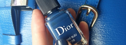 Глубокая синева! Достойный лак Dior Vernis Carre Bleu 796
