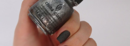 China Glaze Nail Lacquer With Hardeners - Stone Cold