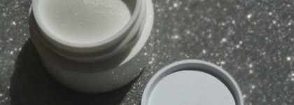 Orly Nail Rescue Easily Repairs Cracked & Broken Nails