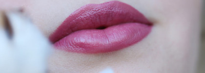 Увлажняющая помада Zoya Paisley