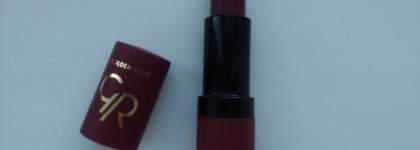 Белоснежка (готесса) и вино. Golden Rose Velvet Matte Lipstick №19, 20