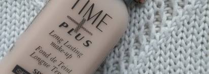 Специально для белоснежек 2. Seventeen Time Plus Long Lasting Make-up #1 Porcelain