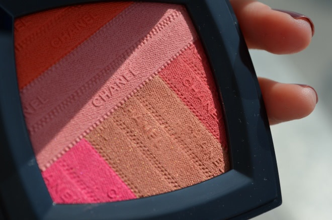 Румяна из весенней коллекции Chanel Sunkiss Ribbon