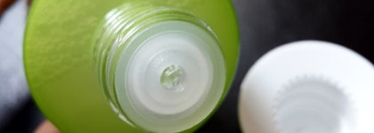 Отшелушивающий (очищающий) лосьон на основе фито-стволовых клеток  Beauty Cottage Green Apple & Sage Acne Control & Pore Minimizing clarifying lotion на основе фито-стволовых клеток 100 ml