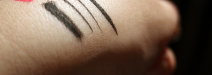 Benefit They're Real Push-up Liner Black - гелевая подводка для век в черном цвете