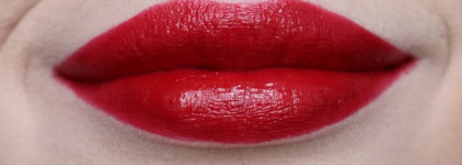 Поцелуй истинной любви с MAC x Maleficent True love's kiss lipstick