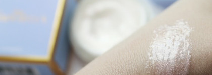 В Русалочку с Золушкой MAC x Cinderella Studio Eye Gloss Pearl Varnish