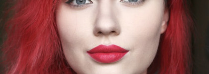 Такие похожие и такие разные MAC Retro Matte Lipsticks All Fired Up & Relentlessly Red
