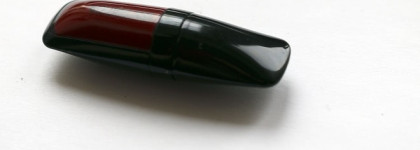 Hourglass Icon Opaque Rouge Liquid Lipstick