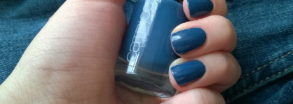 Catrice Ultimate Nail Lacquer 350 Hip Queens Wear Blue Jeans