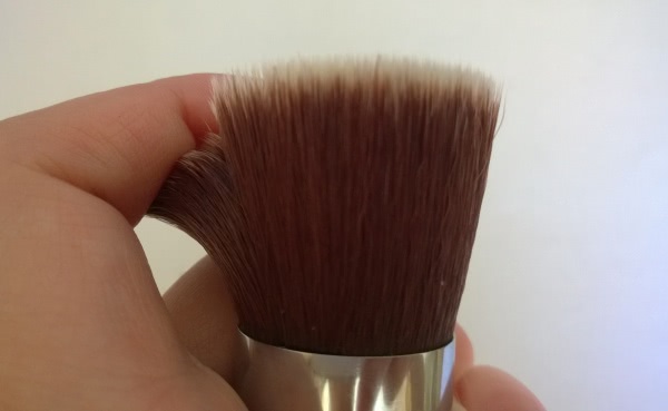 Любимая помощница Sigma F80 Flat Kabuki