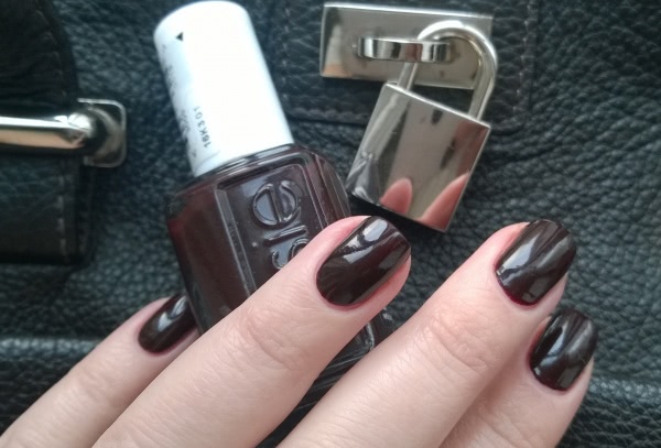 Essie Nail Lacquer 49.Wicked