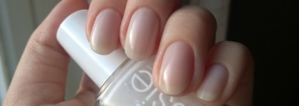 Королевский Essie Nail Lacquer 5. Allure