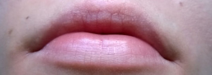 Новый черный: The Body Shop Lip & Cheek Velvet Stick in 50 Poppy Universal