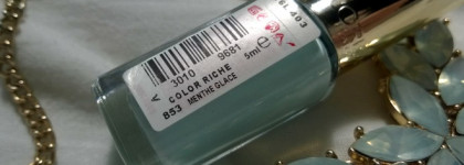 L'oreal Color Riche Long-Wearing Nail Polish in 853 Menthe Glace