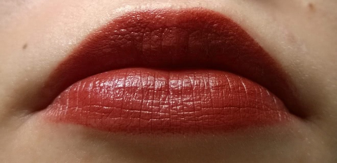 Встречаем осень с Avon Ultra Colour Rich Moisture Seduction Lipstick в оттенке Buttered Rum
