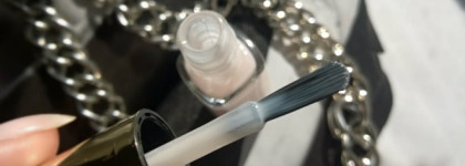 L'oreal Color Riche Long-Wearing Nail Polish in 101 Opera Ballerina