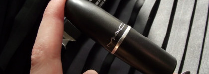 И снова о ней: MAC Matte Lipstick Diva