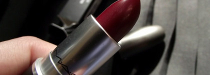 И снова о ней: MAC Matte Lipstick Diva