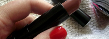 Мой любимый бежевый нюд: Sephora Rouge Cream Lipstick in R21 Ingenuous