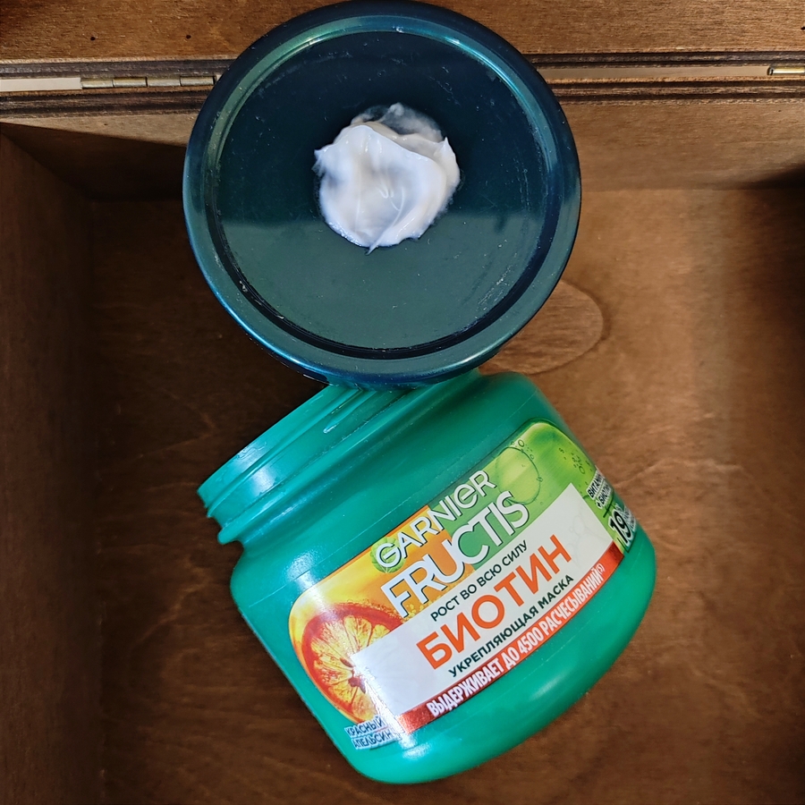 Укрепляющая маска для волос FRUCTIS Рост во всю силу Биотин