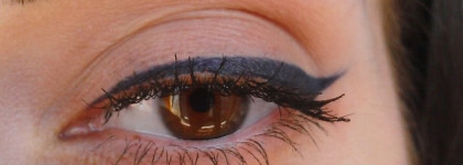 Лайнеры Avon super Extend в оттенках Hunter Green и Navy