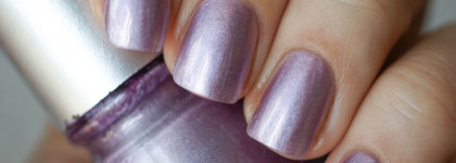 China Glaze Holographic Nail Lacquer with hardeners 81157 Get Outta My Space