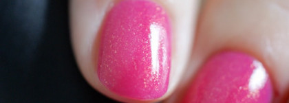China Glaze Nail Lacquer with hardeners 80224 Strawberry Fields