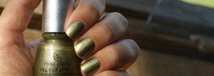China Glaze Omg A Ufo