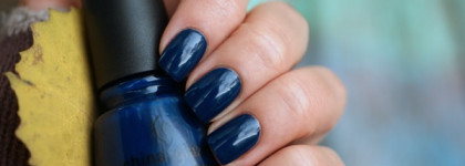 Роскошный и притягательный China Glaze One Track Mind