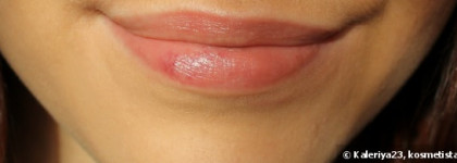 Estee Lauder Pure Color Envy Sculpting Lipstick в оттенках №130 «Intense Nude» и №210 «Impulsive»